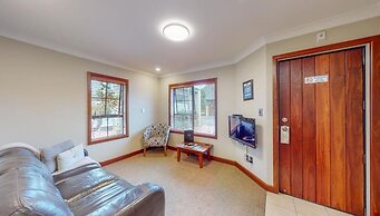 Quantum Lodge Motor Inn