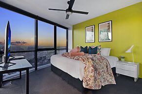 2Bed Spa - Circle on Cavill - Wow Stay