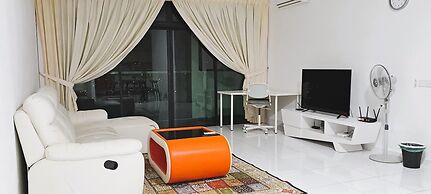 JB Bukit Indah Skyloft Suites