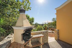 Villa Irene in Mexilhoeira Grande