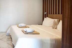 Zavia Bita in Syvota