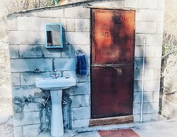 Nirvana Hamta Retreat