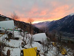 Nirvana Hamta Retreat