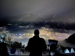 Nirvana Hamta Retreat