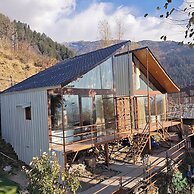 Nirvana Hamta Retreat