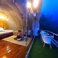 Nirvana Hamta Retreat