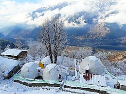 Nirvana Hamta Retreat