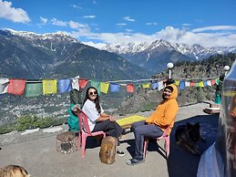 Nirvana Hamta Retreat