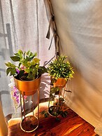 Nirvana Hamta Retreat