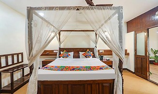 Fabhotel Sarovar Palace