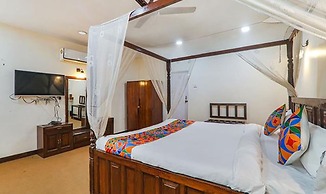 Fabhotel Sarovar Palace