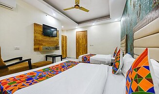 Fabexpress Shanti Stay