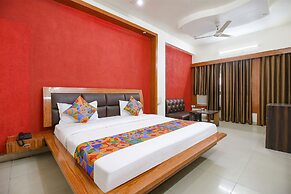 FabHotel Neena Palace