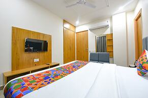 Fabhotel Flying Kiwi