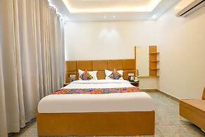 Fabhotel Flying Kiwi