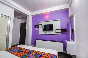 Fabhotel Green Leaf I