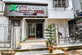 Fabhotel Green Leaf I