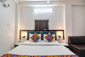 Fabhotel Green Leaf I