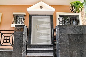 Fabexpress Scholer Motel