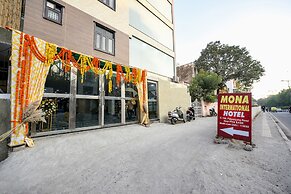 Fabhotel Mona International