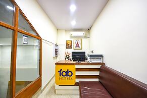 Fabhotel Mona International