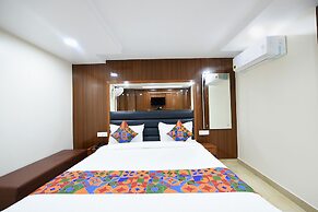 Fabhotel Mona International