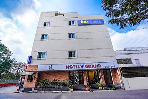 Fabhotel V Grand