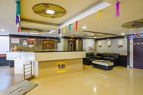 Fabhotel Golden Way
