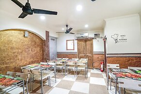 Fabhotel Sai Residency