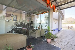 Fabhotel Prime Sumanchandra Suites