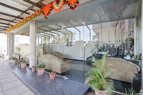 Fabhotel Prime Sumanchandra Suites