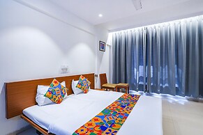 Fabhotel Prime Sumanchandra Suites