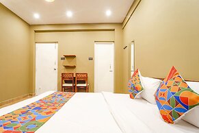 Fabhotel Hn Pear View Stays