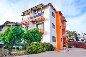 Fabhotel Twilight House
