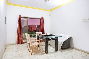 Fabhotel Twilight House