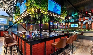 Fabhotel Prime Jr High Sky