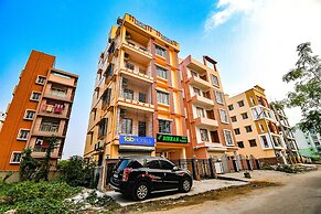 Fabhotel Dishan Plaza