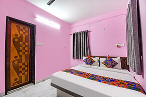 Fabhotel Dishan Plaza