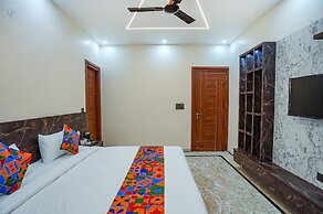 Fabhotel White Elephant