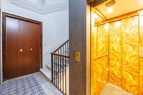 Garibaldi Central Station Apartment by Wonderful Italy