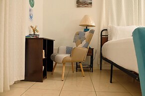 Villa Serenity- Water View Suite - Sleeps 3 -pool