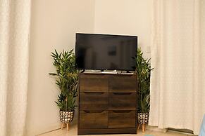 Villa Serenity- Water View Suite - Sleeps 3 -pool