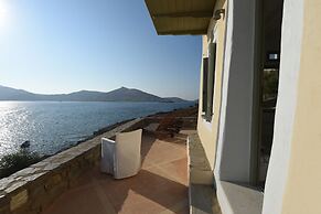 Ochre Dream Beach & Sunset villa Naousa