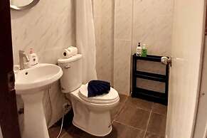 White House With 2br-1bath Near Kathu Water Fall