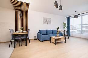 Dark Blue Apartment in Kraków by Renters