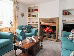 Two Towers Cottage