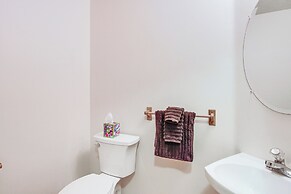 Ski, Hike, Bike, Relax: Tofte Townhome w/ Deck!