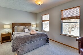 Akron Home w/ Deck: Walk to Towpath Trail!