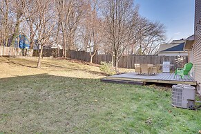 Akron Home w/ Deck: Walk to Towpath Trail!