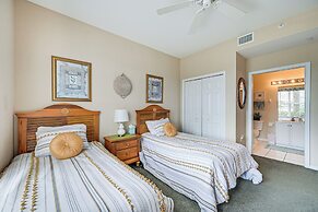 Naples Condo w/ Pond Views & Patio - Near Golf!